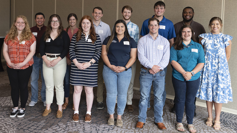 Aviagen North America Bids Farewell to 2022 Summer Interns